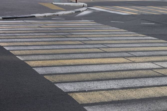 В Брянске за сутки наказали 53 бессмертных пешехода