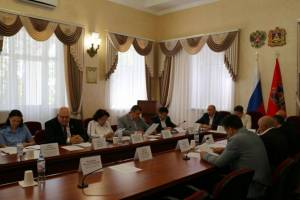 На должности замов губернатора Брянской области согласовали Миронову и Петроченко