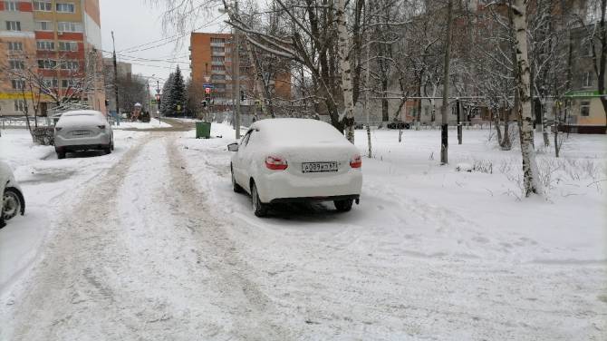 В Брянске ищут устроившего ДТП на улице Фокина таксиста