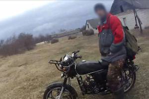 В погарском селе поймали пьяного водителя мопеда без прав