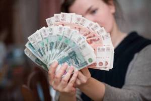 В Брянской области средняя зарплата составила 41 936 рублей