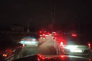 В Брянске автомобильная пробка сковала улицу Объездную