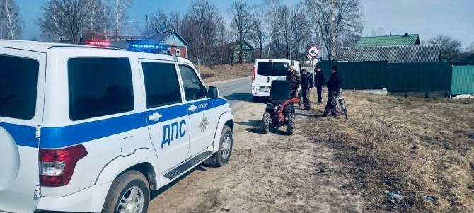 В Климово задержали  пьяного 60-летнего водителя самоходной машины