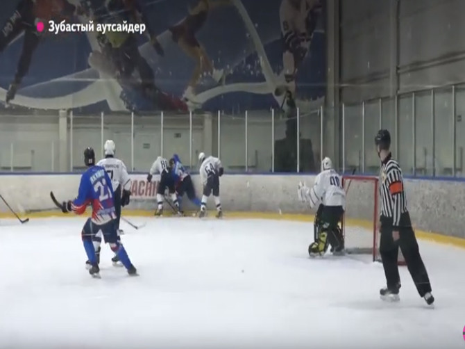 Хоккейный клуб «Брянск» превратилась в фаворита молодёжной лиги
