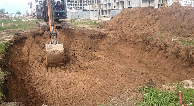 В Брянске началось строительство дороги по улице Олега Визнюка