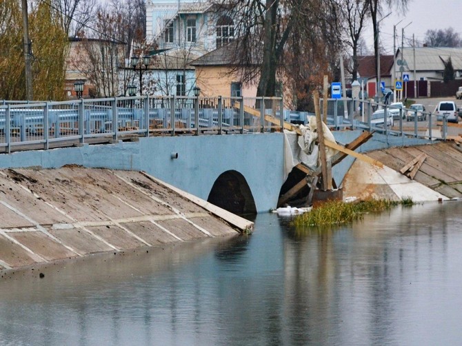 Новозыбков уходит в зиму с недоделанным мостом