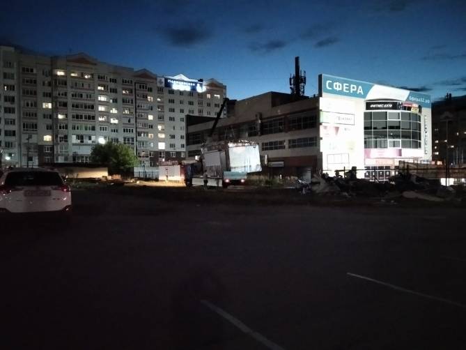 В Брянске снесли киоски у торгового центра «Куб»