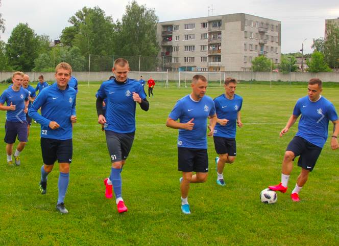 Футболисты брянского «Динамо» проверились на COVID-19