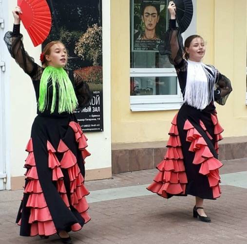В Брянске открылась выставка работ Фриды Кало