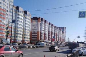 В Брянске водитель «КамАЗ» сбил на переходе 18-летнюю девушку