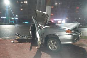 В жутком ДТП на Станке Димитрова в Брянске погиб 22-летний водитель «ВАЗ»
