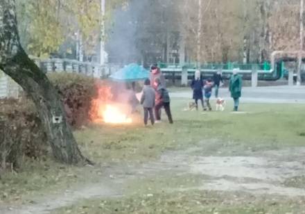 В Брянске подростки чуть не сожгли школу №53