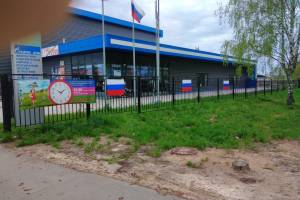В поселке Климово третий месяц обесточен ФОК