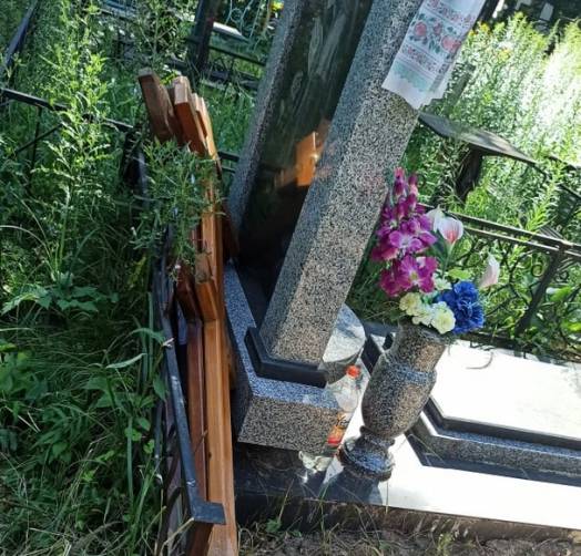В Клинцах кладбищенские вандалы разоряют могилы