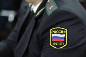 У брянца арестовали иномарку за долги по алиментам в 60 тысяч рублей