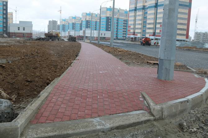 В Брянске на 65% построили ливневку по улице Советской