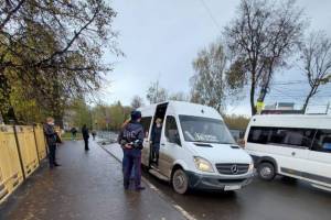 В Брянске за день поймали 41 безмасочника в общественном транспорте