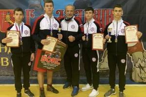 Брянские боксёры завоевали 4 медали на турнире во Владимире