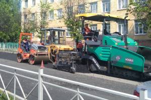 На Брянщине отремонтируют дороги к «Хрустальному городу» и конезаводу