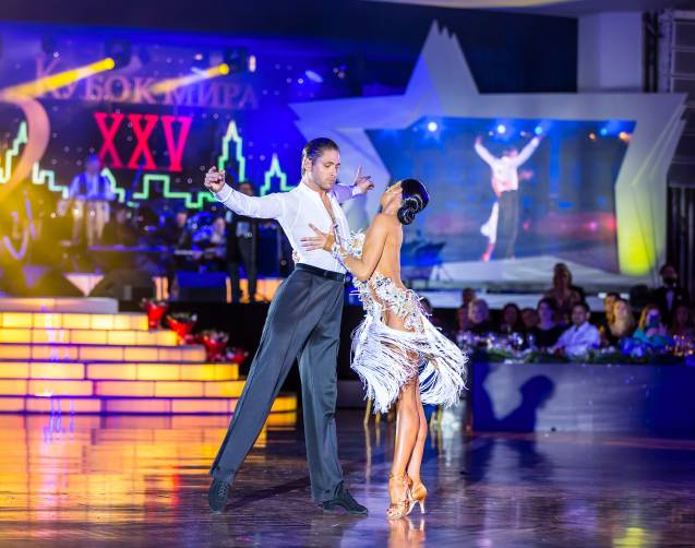 Брянская чемпионка России выступит на Кубке Кремля по латиноамериканским танцам