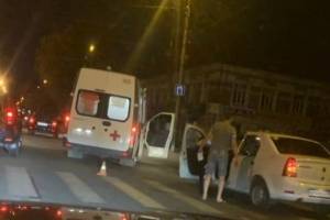 В Брянске водитель Renault сбил мужчину на пешеходном переходе