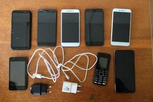 В Стародубе бывший осуждённый попытался перебросить зэкам 8 мобильников