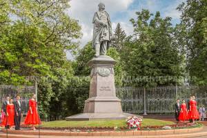 В Брянске открылся тютчевский праздник поэзии