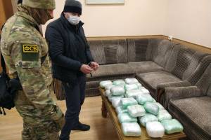 В Брянске сотрудники ФСБ задержали наркоторговца из Украины