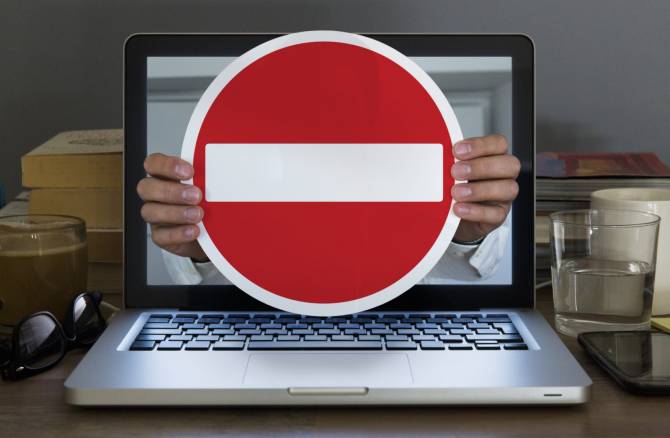 В Навле прокуратура потребовала заблокировать продающие оружие сайты