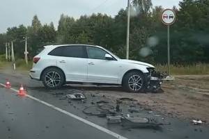 На объездной Брянска столкнулись два автомобиля