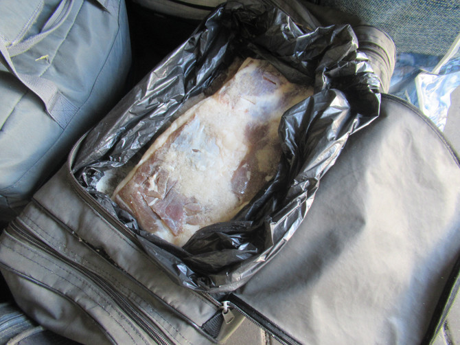Брянские таможенники не пустили более 6 центнеров подозрительного мяса из Украины