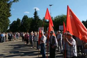 Депутатом облдумы стал брянский коммунист Дмитрий Вершилов