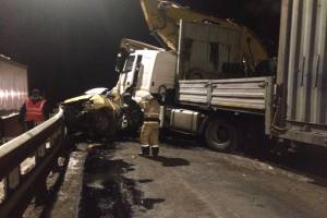 ДТП с грузовиком и легковушкой на брянской трассе обошлось без жертв