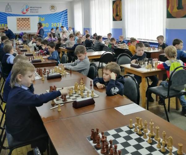 В Брянске провели первенство города по шахматам