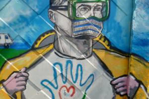 В Брянске рухнули спрос и цены на защитные маски