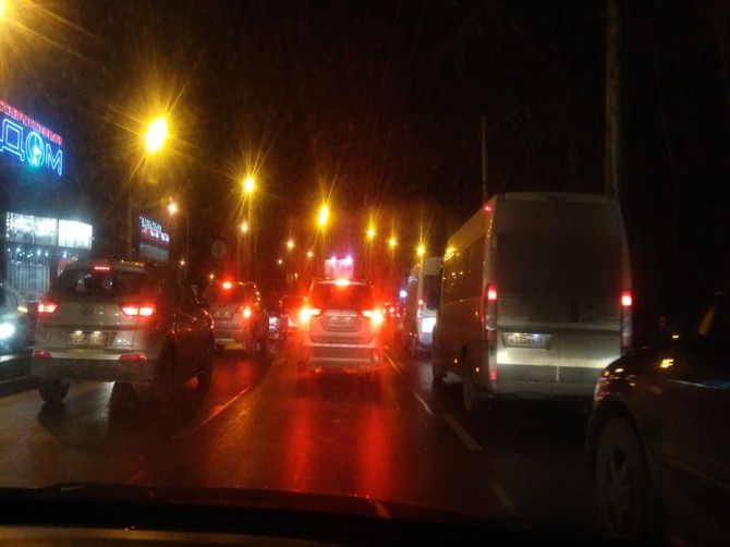В Брянске Московский проспект и улицу Калинина сковала пробка