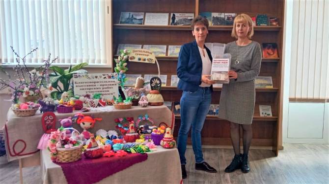 В Почепе на благотворительной выставке-продаже собрали 3600 рублей