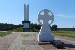 Монументу «Три сестры» на границе Брянщины  с Украиной и Белоруссией исполнилось 45 лет