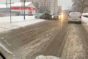 В Брянске на улице Крахмалёва такси попало в ДТП