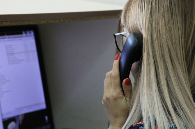 В Жуковке глава района ответит на вопросы жителей по телефону