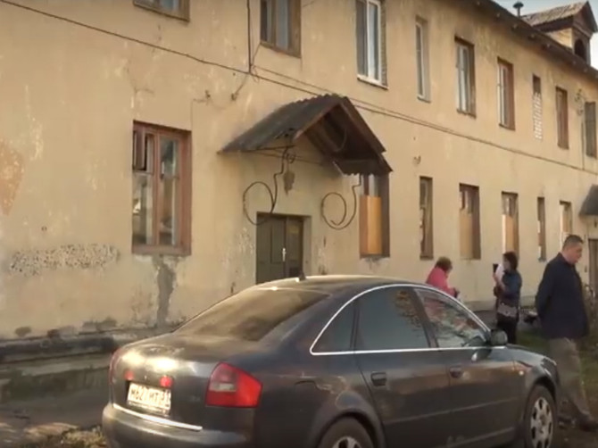 В Брянске разгорелся скандал с расселением аварийного дома