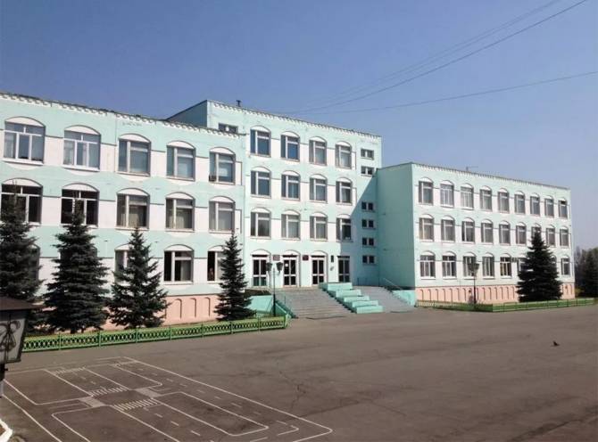 В Брянске эвакуировали гимназию №3 и школу №51