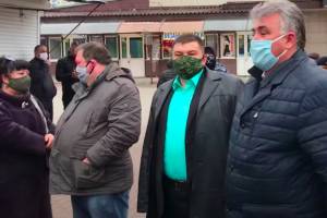 В Брянске работников Центрального рынка подставили провокаторы