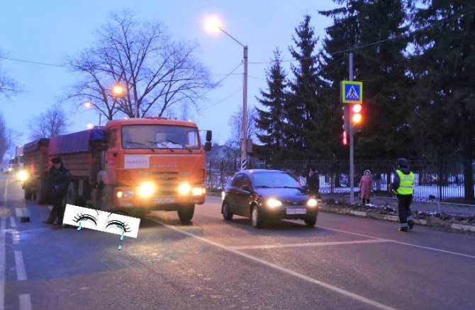 В Карачеве «КамАЗ» насмерть сбил переходившего дорогу по «зебре» пенсионера