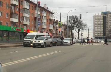 В Брянске произошло массовое ДТП возле цирка