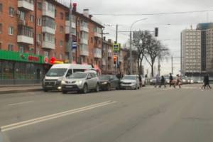 В Брянске произошло массовое ДТП возле цирка