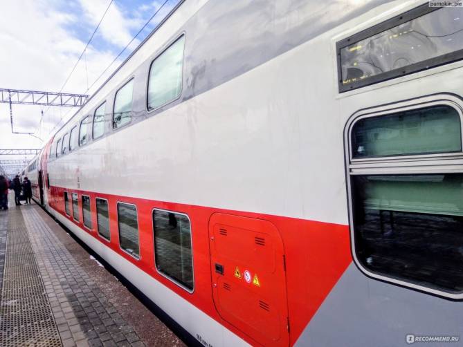 Поезд Москва-Брянск что-то задержало в пути