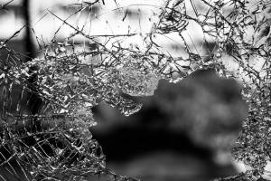 В Дубровском районе перевернулась легковушка: двое ранены