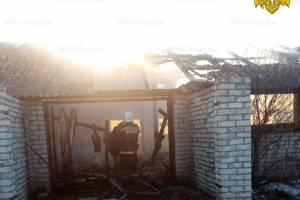 В Погарском районе сгорела пристройка к дому