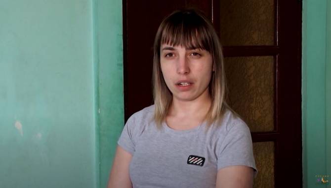 В Новозыбкове за жалобы чиновникам у сироты пригрозили отобрать ребенка